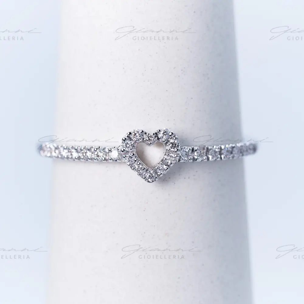 Anello cuore aperto con diamanti