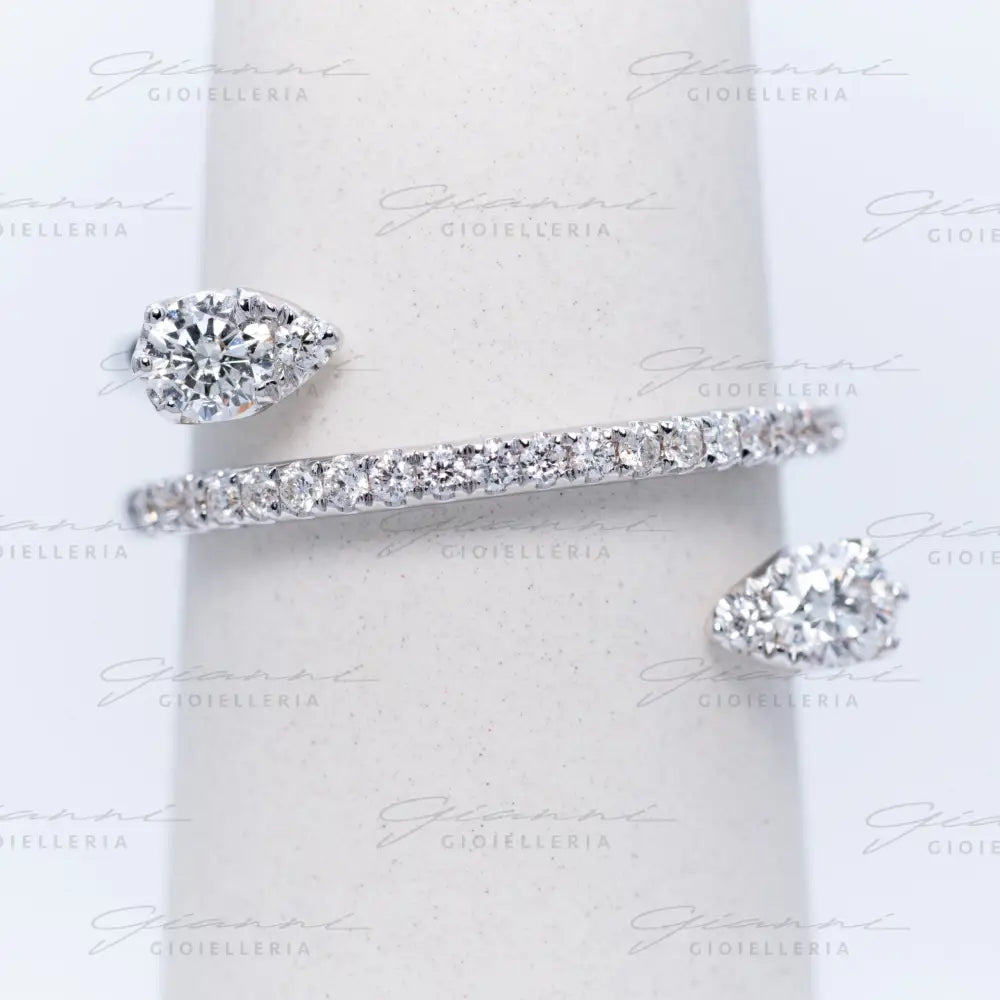 Anello Crivelli - Fascia stile contrariè con diamanti Anelli