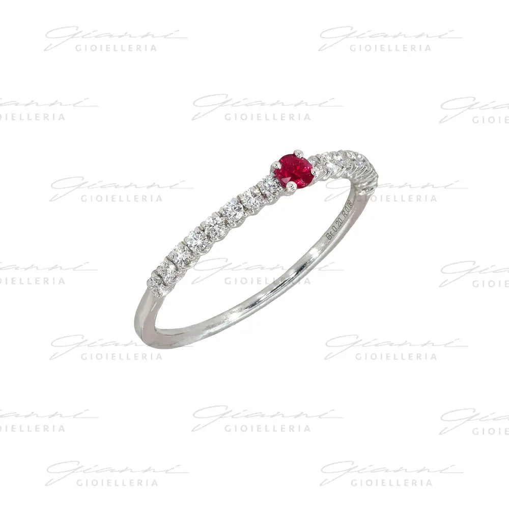 Anello Crivelli - Rubino centrale e Diamanti laterali Diamanti in Oro Bianco Anelli