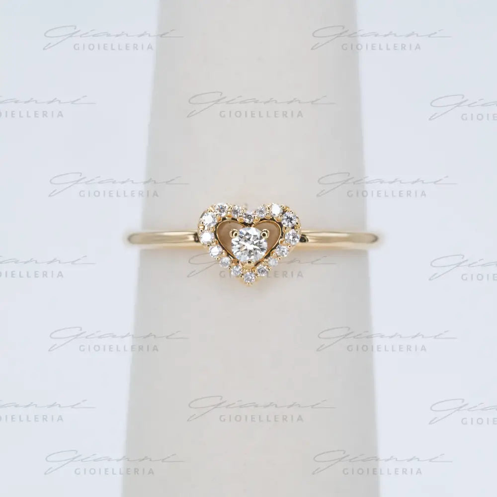 Anello Crivelli - Oro giallo con Diamante centrale e contorno di diamanti Anelli