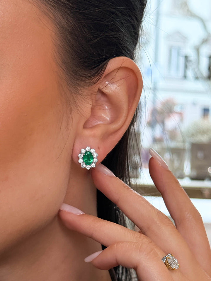Orecchini Crivelli - "Kate" con Smeraldo 1,55 ct. e contorno di Diamanti in Oro Bianco