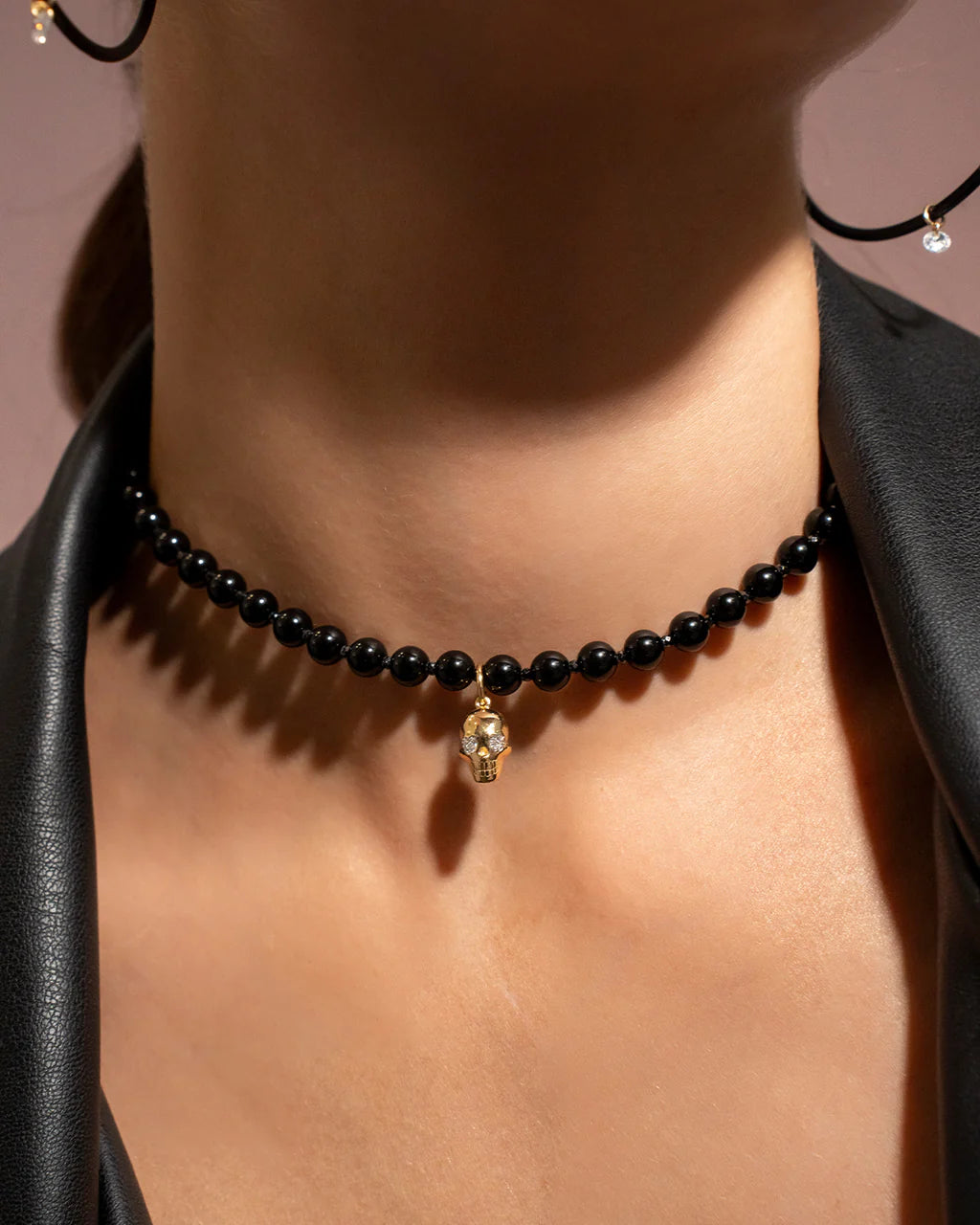 Girocollo Rue Des Mille - base agata nera e zirconi milky
