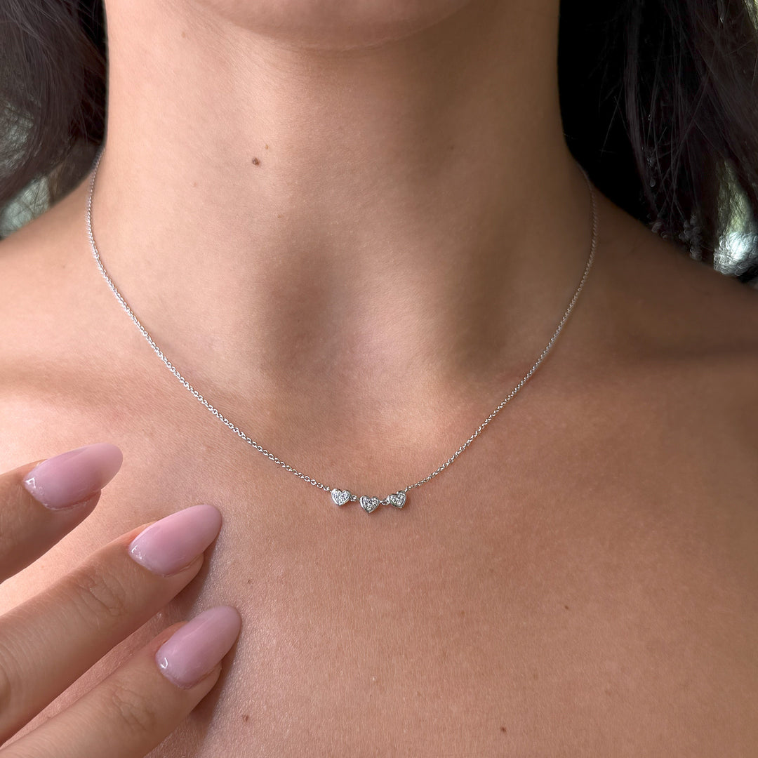 Girocollo Crivelli - Fantasia Cuoricini con Diamanti in Oro Bianco
