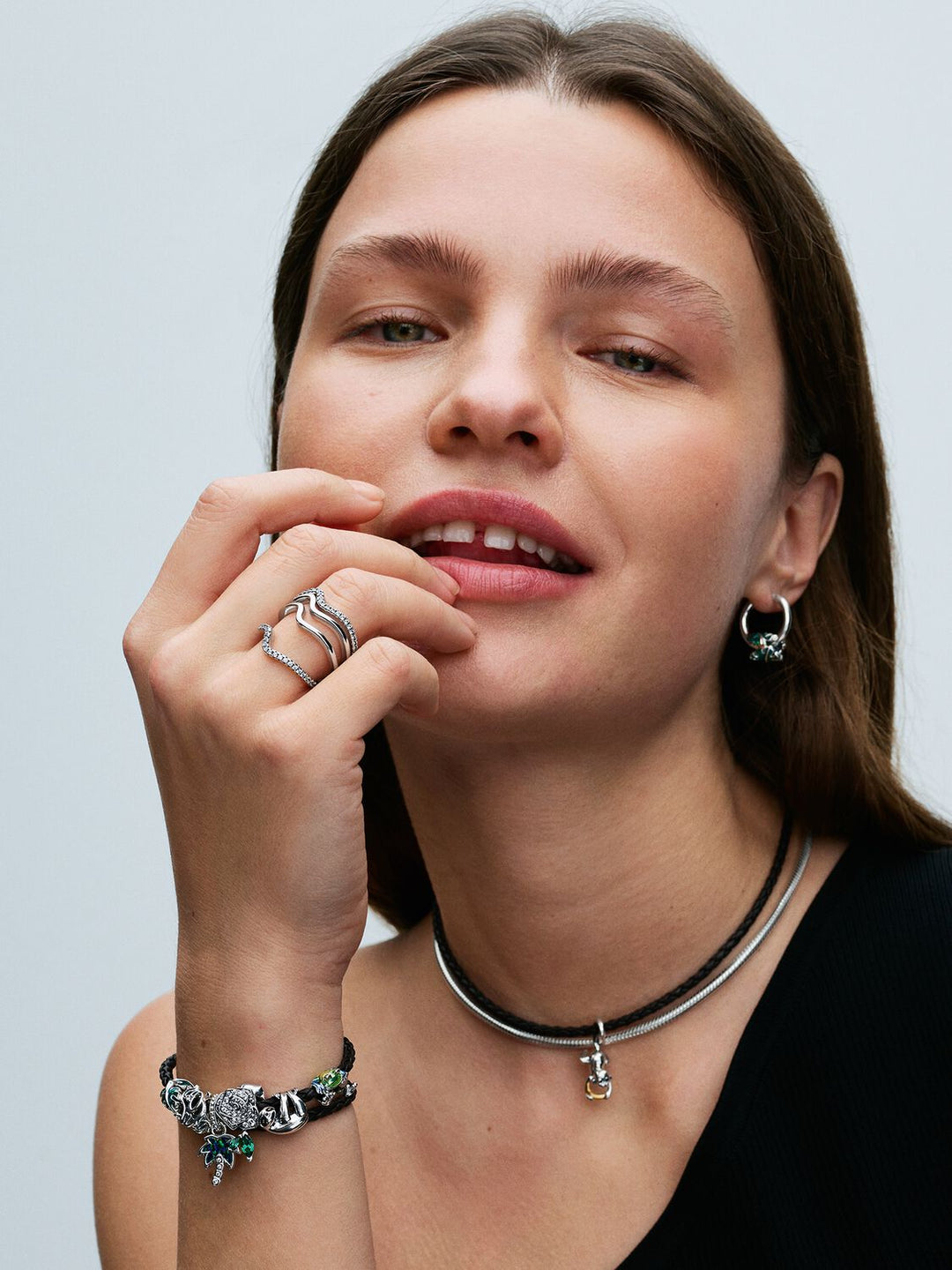 Charm Pendente Scimmietta con Zampe Mobili