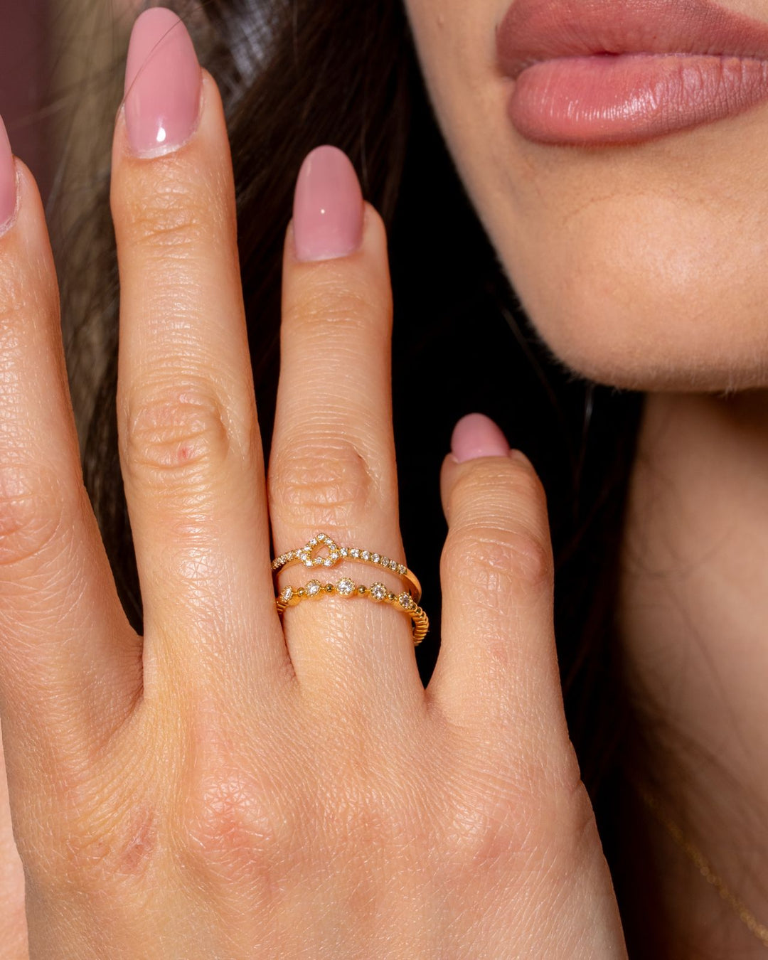 Anello Crivelli - Fantasia Cuore in Oro Giallo con contorno di Diamanti