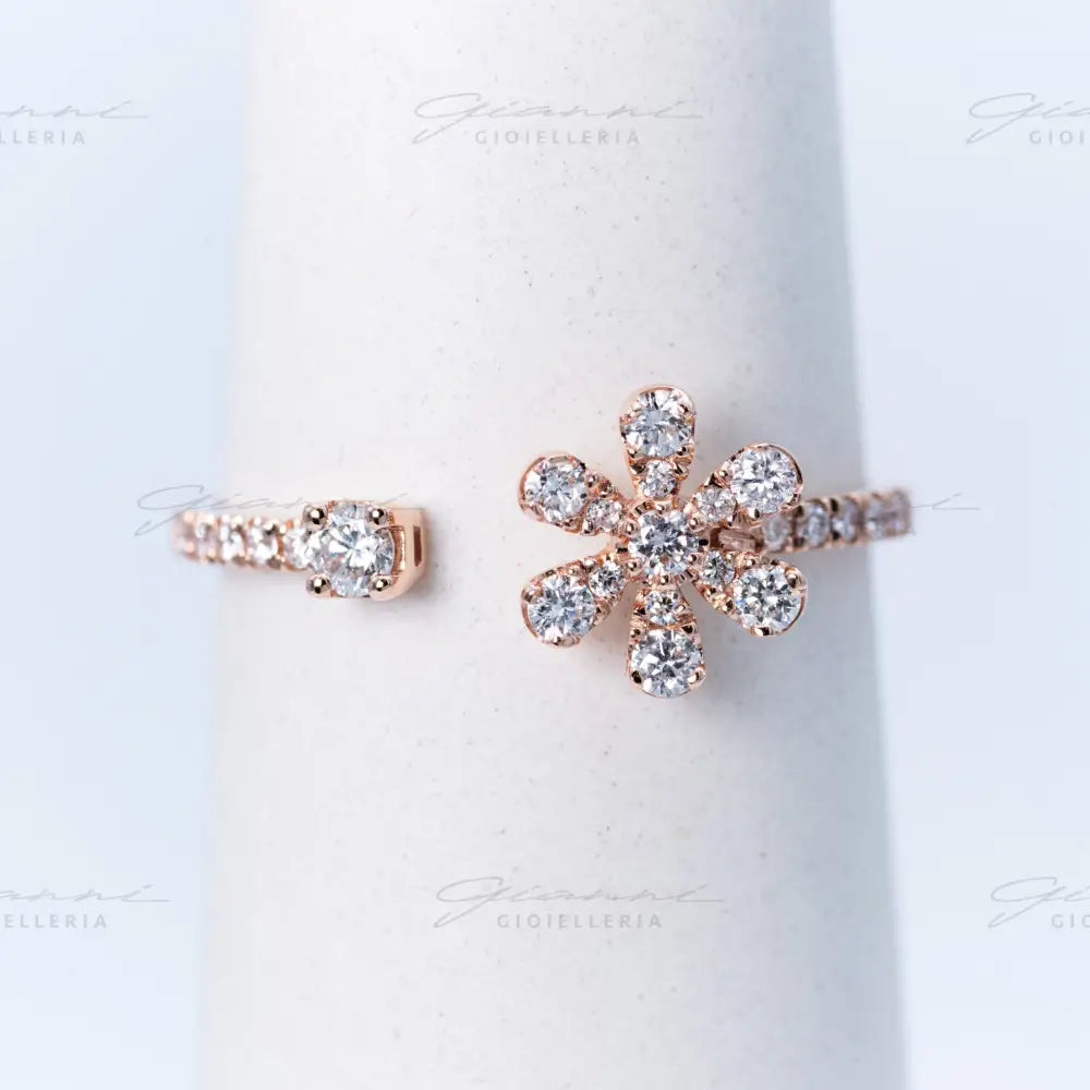 Anello Crivelli - Aperto fantasia fiore con diamanti Anelli