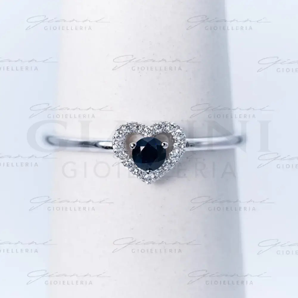 Anello Crivelli - Fantasia Cuore in Oro Bianco con Zaffiro e Diamanti Anelli