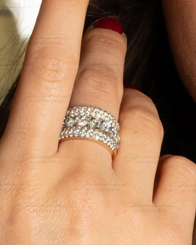 Anello Crivello - Fantasia Foglie in Oro Bianco con Diamanti taglio Navette Anelli