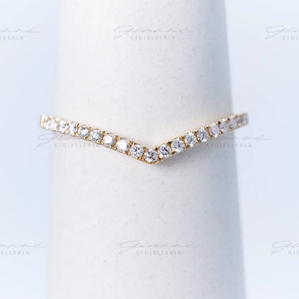 Anello Crivelli - Fedina a ’V’ con diamanti Anelli