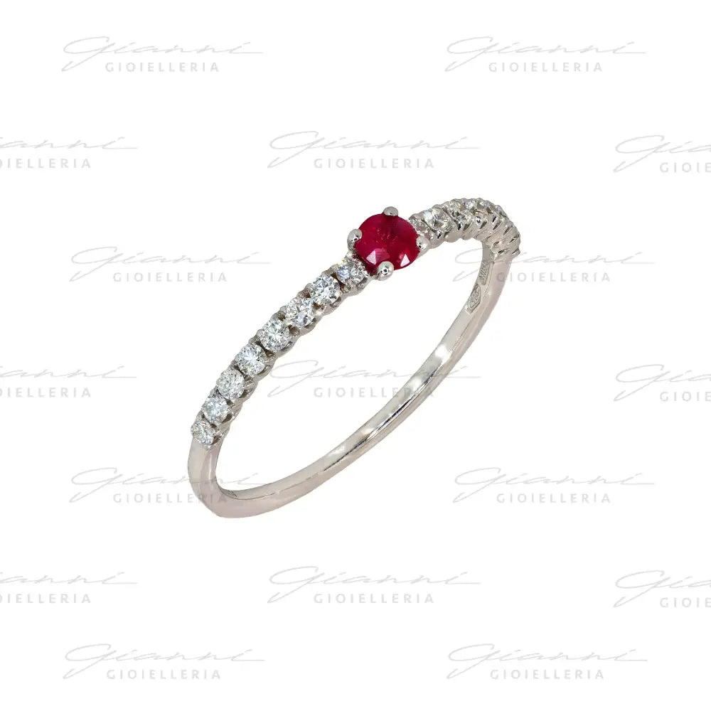 Anello Crivelli - Fedina in Oro Bianco con Diamanti e Rubino da 0,14 ct. Anelli