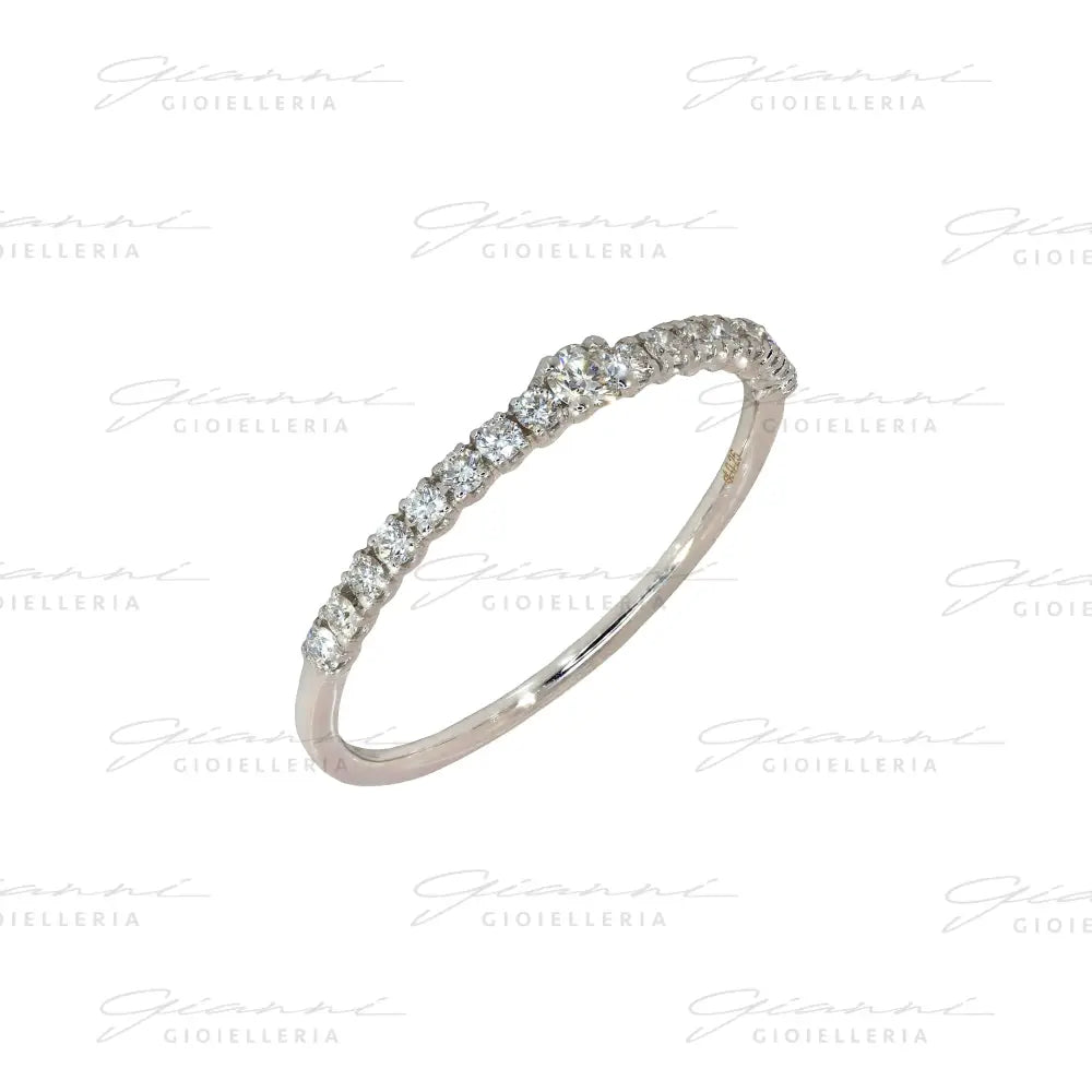 Anello Crivelli - Fedina in Oro Bianco con Diamanti laterali e Diamante centrale da 0,06 ct. Anelli
