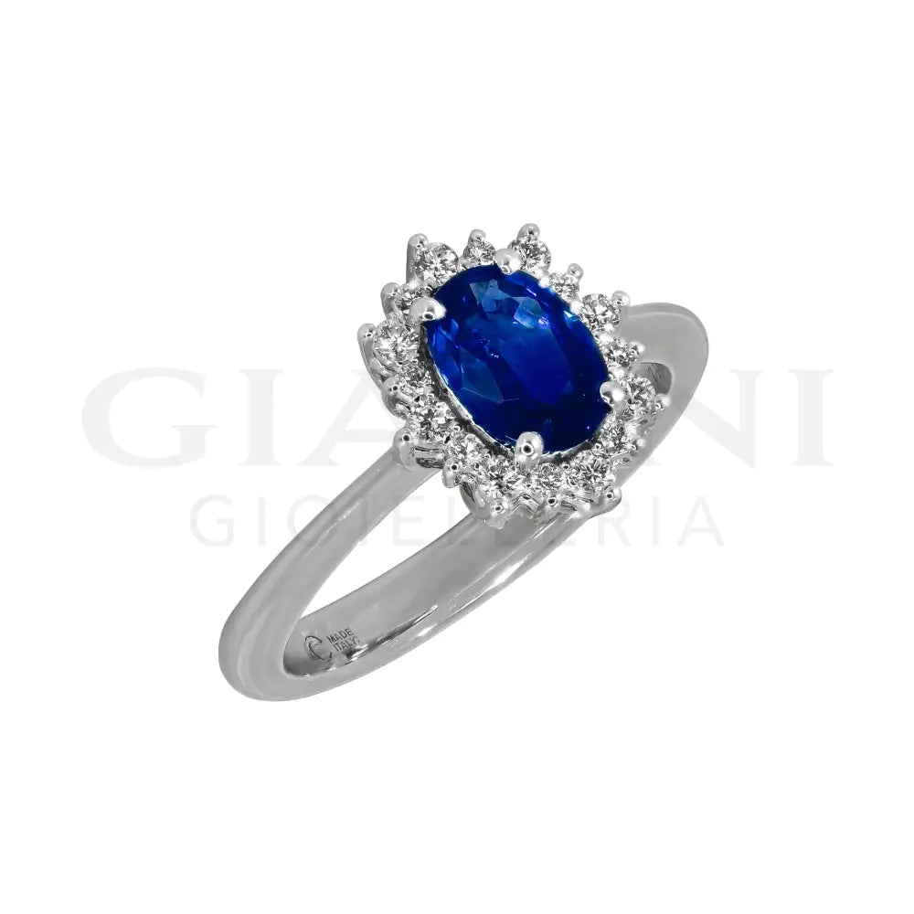 Anello Crivelli - ’Kate’ con Zaffiro 1,02 ct. e contorno di Diamanti in Oro Bianco Anelli