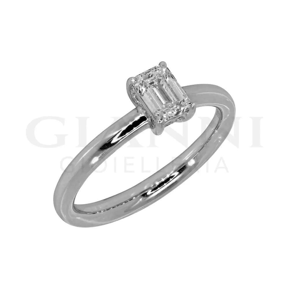 Anello Crivelli - Solitario in Oro Bianco con Diamante taglio Smeraldo 0,50 ct. - Anelli
