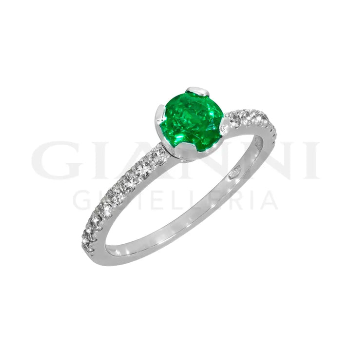 Anello Crivelli - Solitario in Oro Bianco con Diamanti e Smeraldo da 0,65 ct. Anelli
