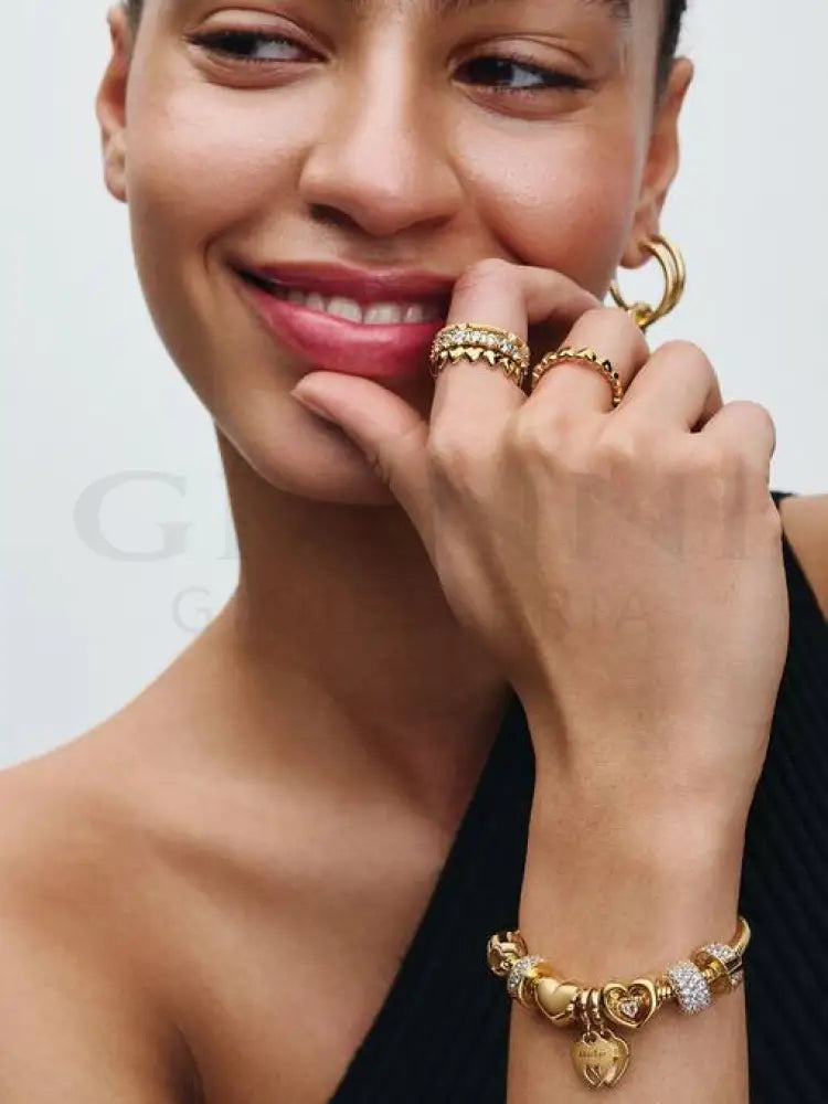 Bracciale Pandora - Moments con Chiusura a Barile Bracciali
