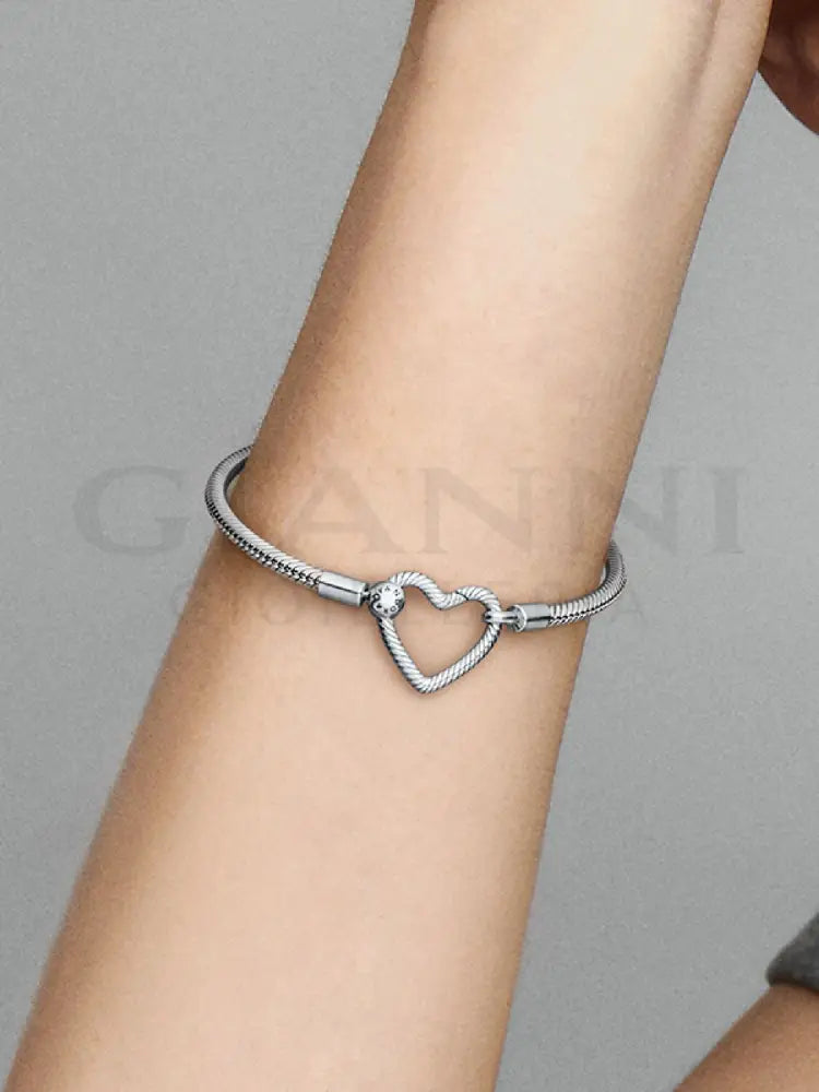 Bracciale Pandora - Moments con Chiusura a Cuore Componibile in Argento Bracciali