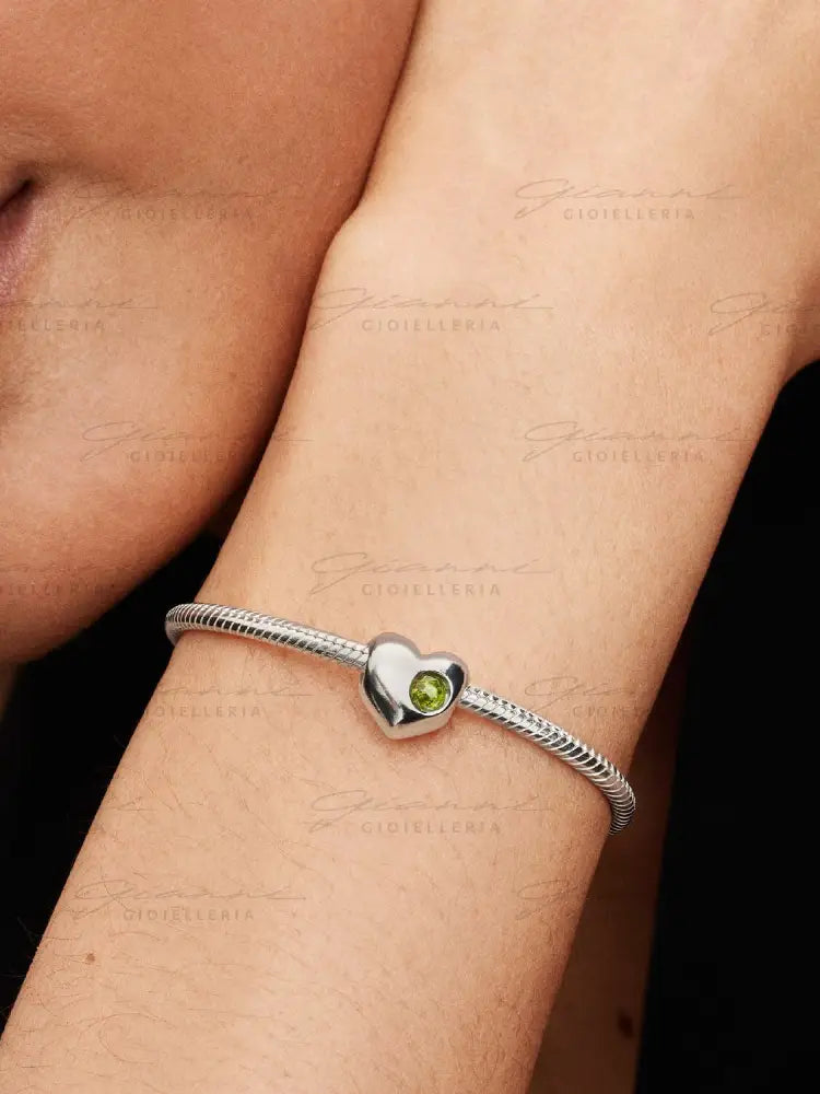 Charm Pandora - Cuore con Pietra Verde Agosto da incidere Charm
