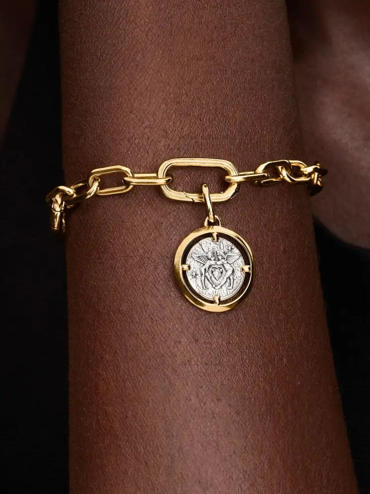 Charm Pandora - Medallion Cupido ’Amor Fati’ Charm