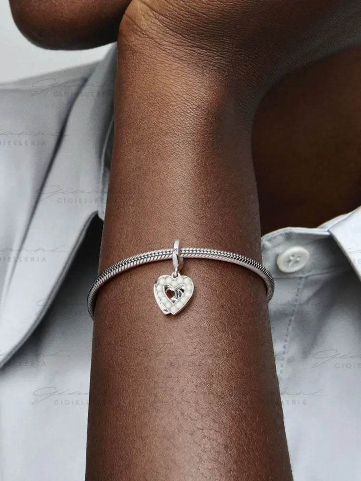 Charm Pandora - Pendente Doppio Cuore con Perle d’Acqua Dolce Coltivate Charm