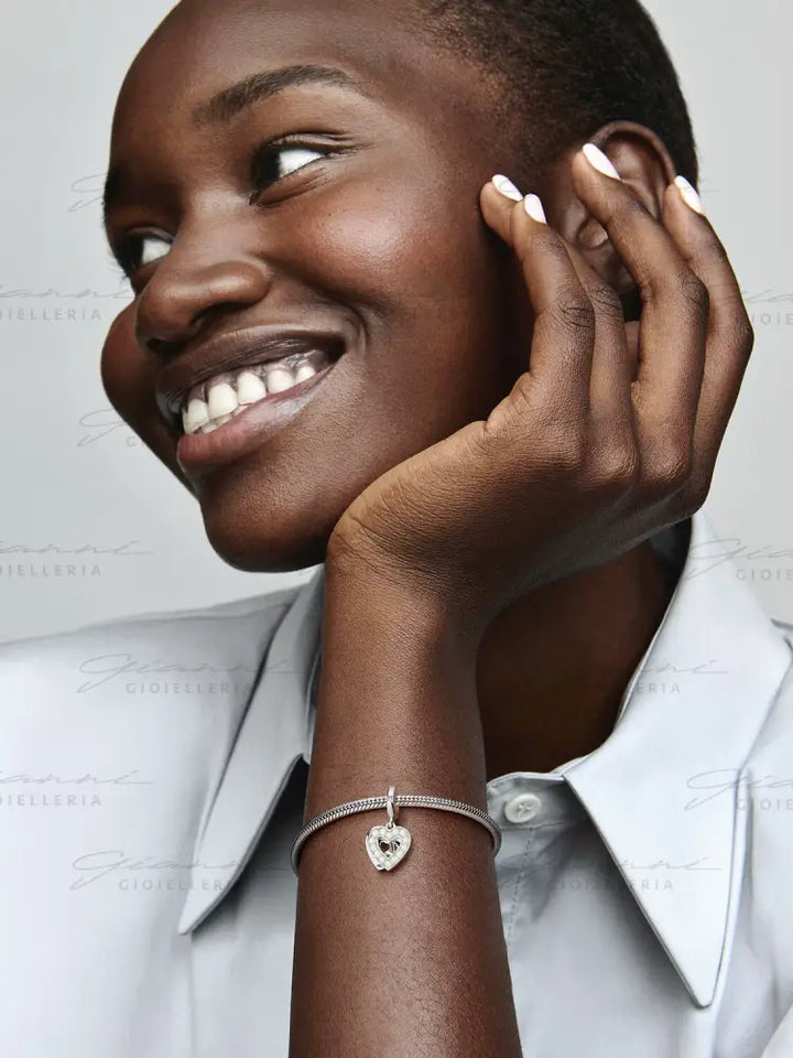 Charm Pandora - Pendente Doppio Cuore con Perle d’Acqua Dolce Coltivate Charm