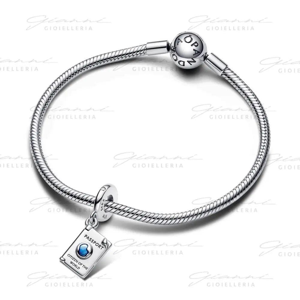 Charm Pandora - Pendente Passaporto Apribile ’Citizen of the World’ Charm