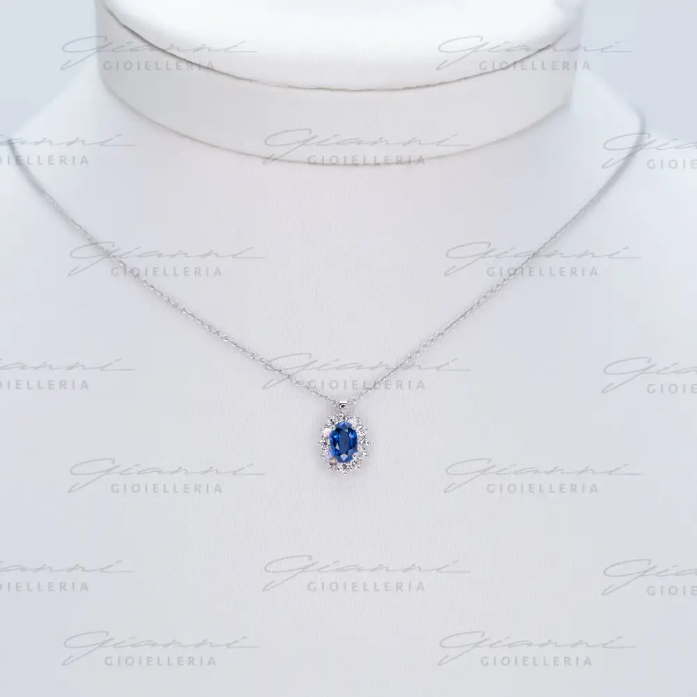 Collana Crivelli - “Kate” in Oro Bianco con Zaffiro Ovale e Diamanti Collane