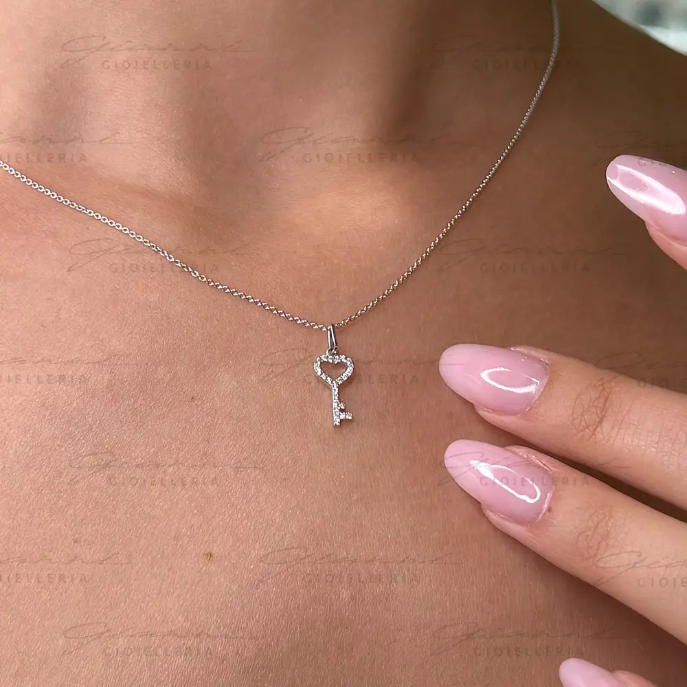 Girocollo Crivelli Fantasia Chiave in Oro Bianco con Diamanti Collane