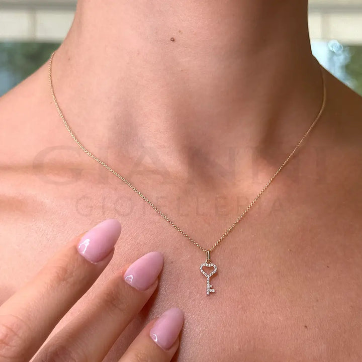 Girocollo Crivelli Fantasia Chiave in Oro Rosa con Diamanti Collane