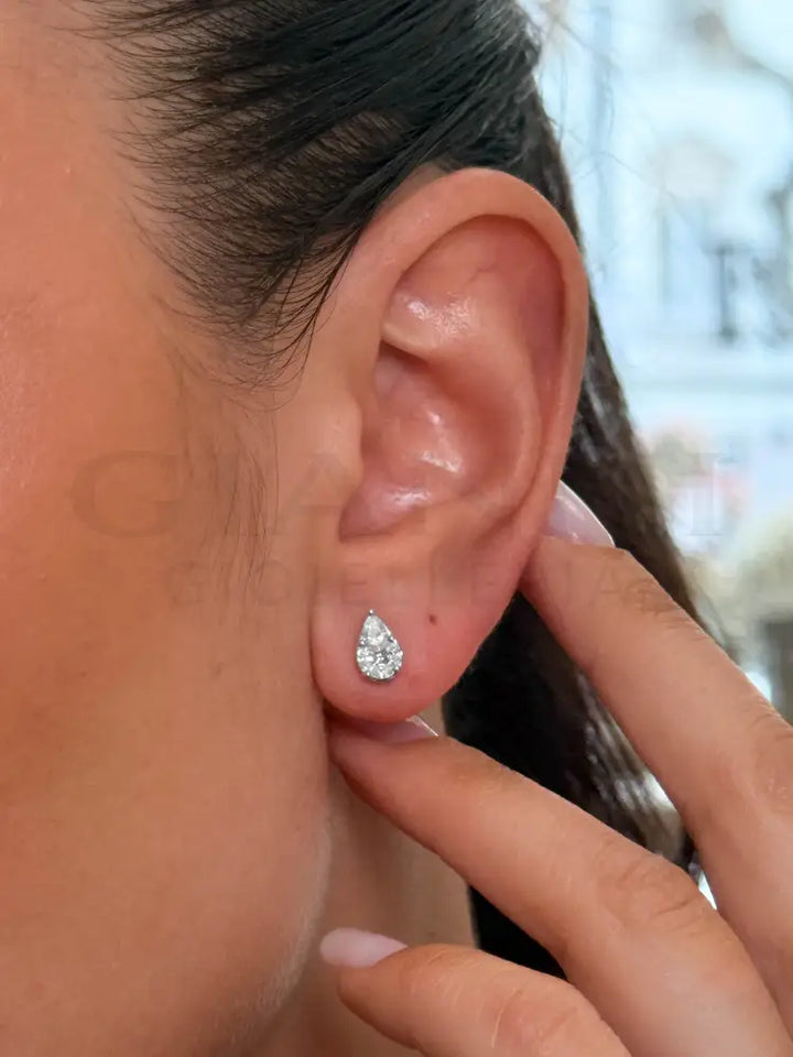 Orecchini Crivelli - Fantasia Goccia in Oro Bianco e Pavè di Diamanti - Orecchini